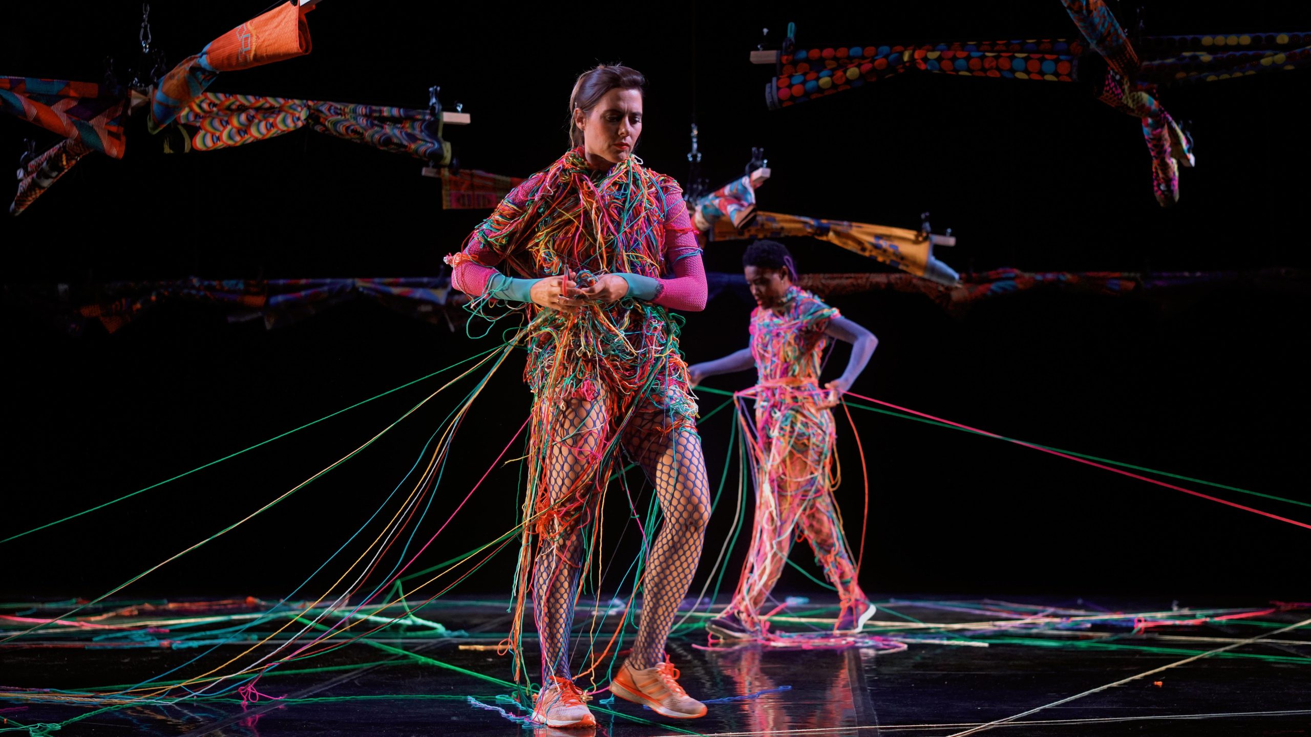 Hominal/Xaba — participation in the making of a new moment