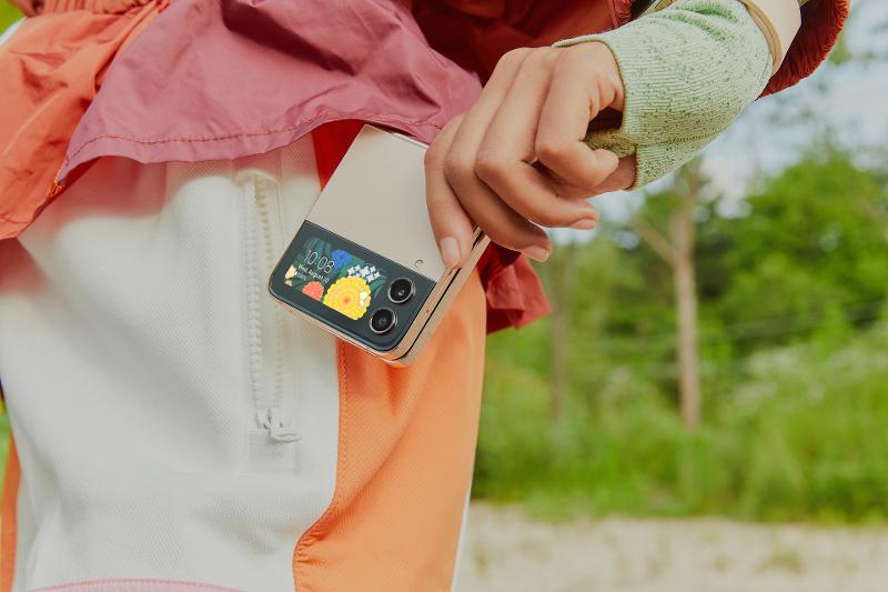 Galaxy Z Flip4