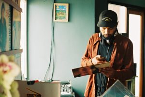 Finding ways of sensing hidden narratives with Grant Jurius