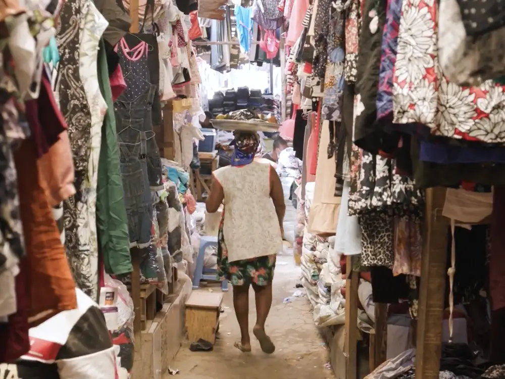second-hand clothing